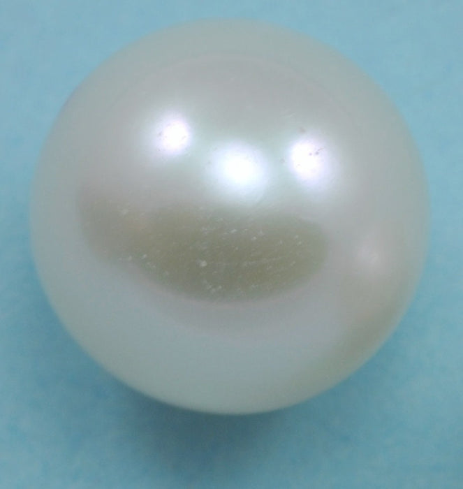 1 x Ivory white half-drilled round freshwater Pearls AAA choice of 3 mm , 4 mm , 5 mm , 6 mm , 7 mm , 8mm, 9 mm or 10 mm