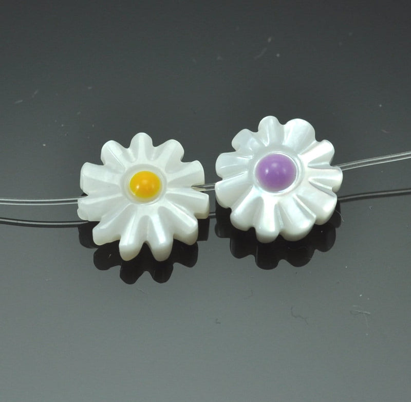Daisy Mother of Pearl Sea Shell Carved Flower Beads forJewellery Making 10mm